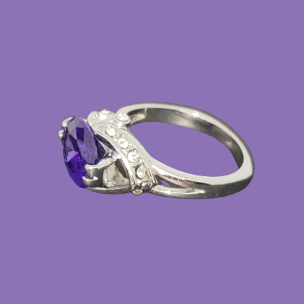 Simulated Amethyst & Rhinestone Silver Tone Ring Size 6